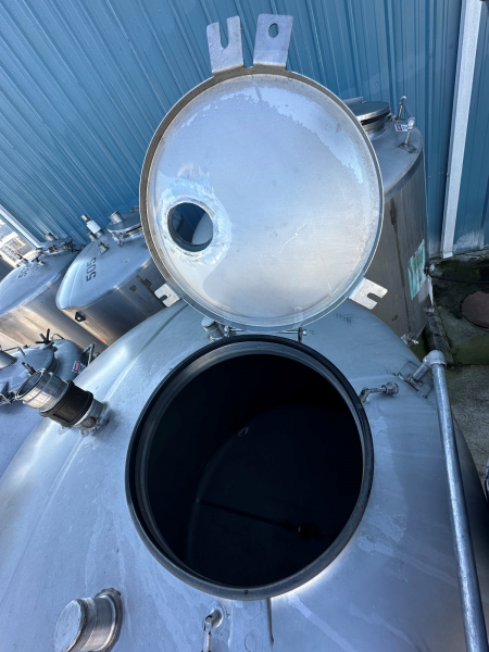 sanitary stainless steel tank